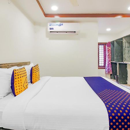 Spot On Hotel Grand Inn Warangal Exterior photo